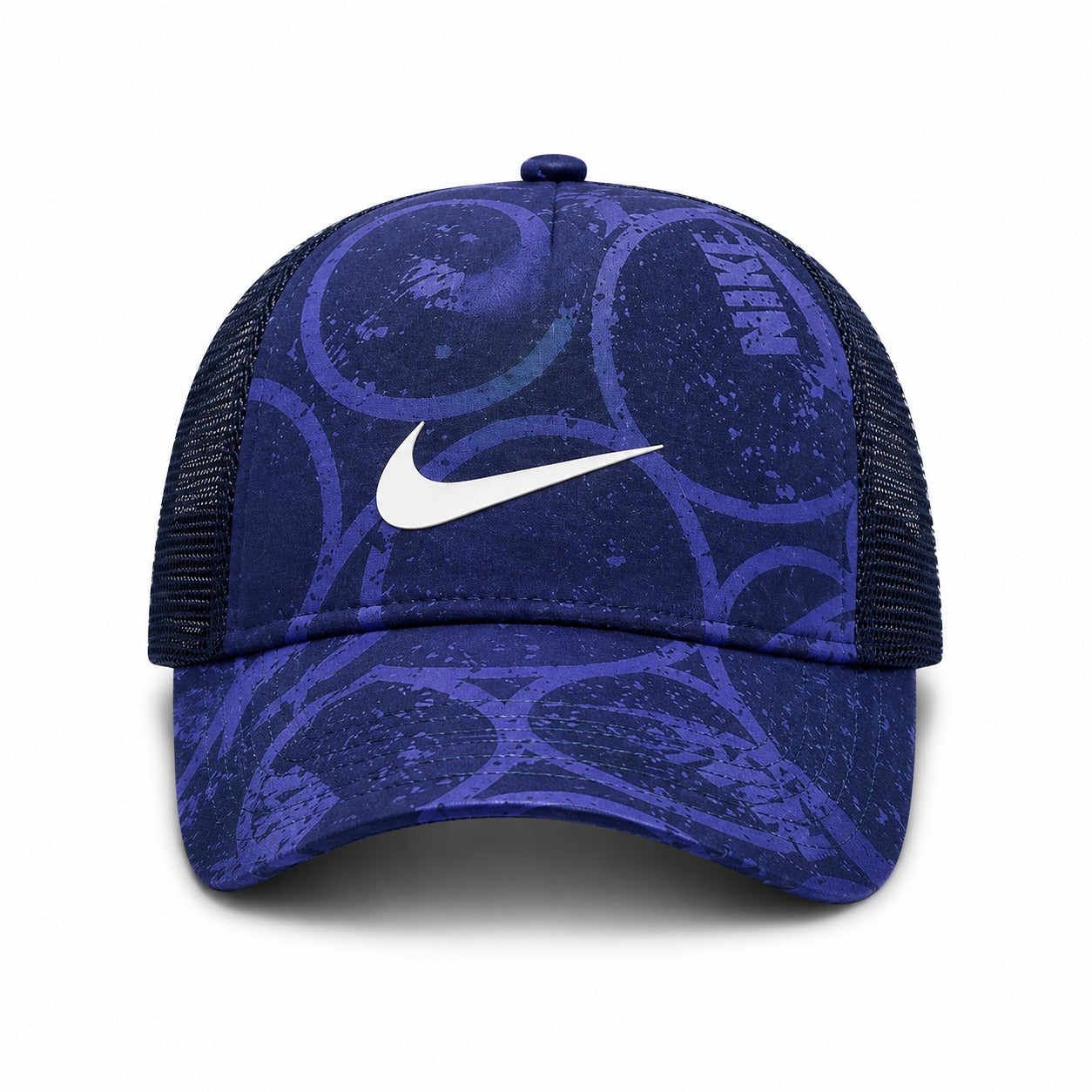 قبعة Nike Aura حضرية زرقاء – طاقة الشارع بأسلوب عصري حديث